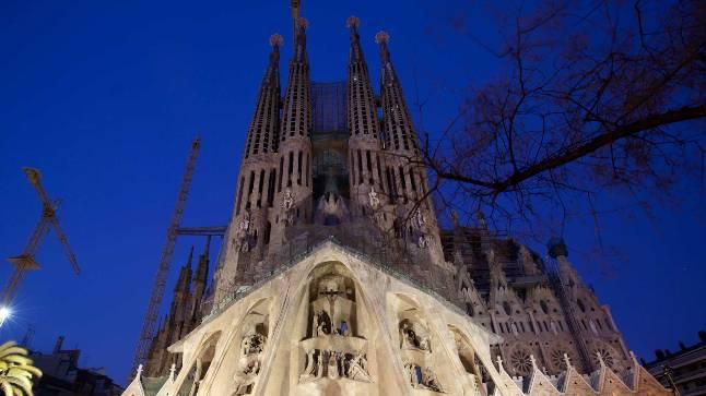 Temple de la Sagrada Familia – A place of religion, stunning architecture and a fascinating history